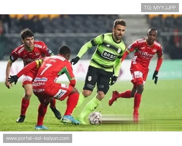 梅斯主场迎战巴黎，防线场均失2.27球面临严峻考验。