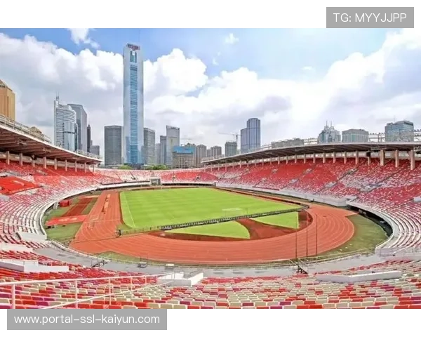 场馆设施升级：各赛区体育馆改造计划与球迷体验提升