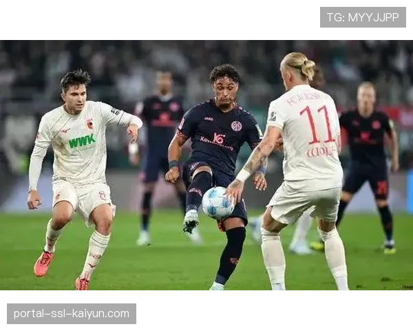 弗赖堡迎来利好消息，主力中后卫金特尔解禁复出